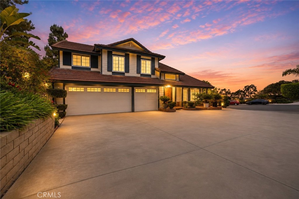 17347 Northlake — photo