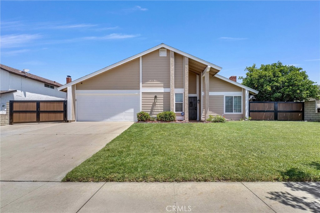 1183 Armando Street — photo