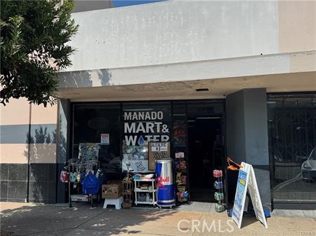 10949 Main St — photo