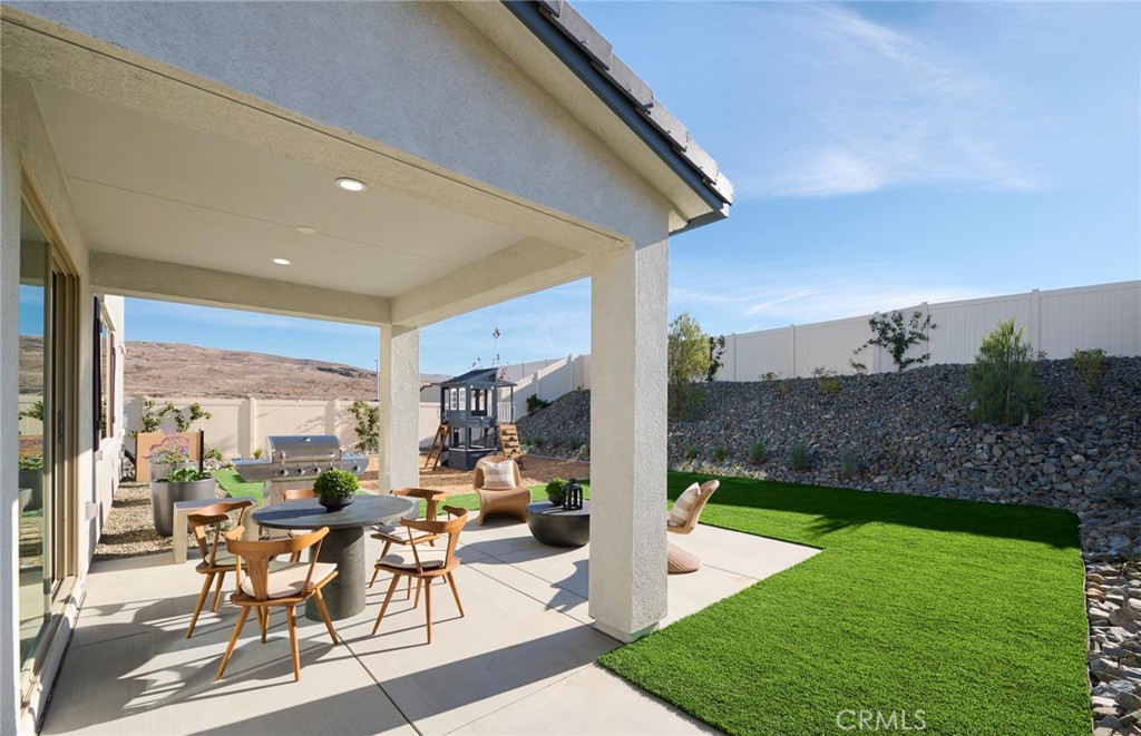 4304 Ladrillo Street — photo