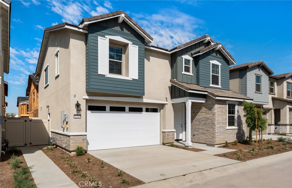 4244 East Flutter Privado — photo