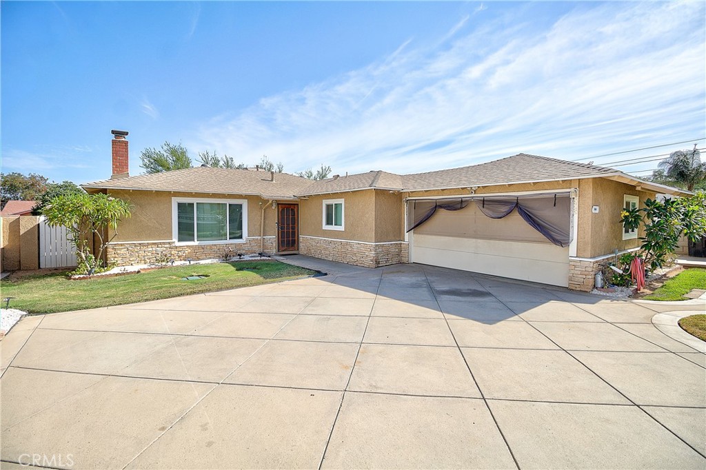 10884 Cypress Ave — photo