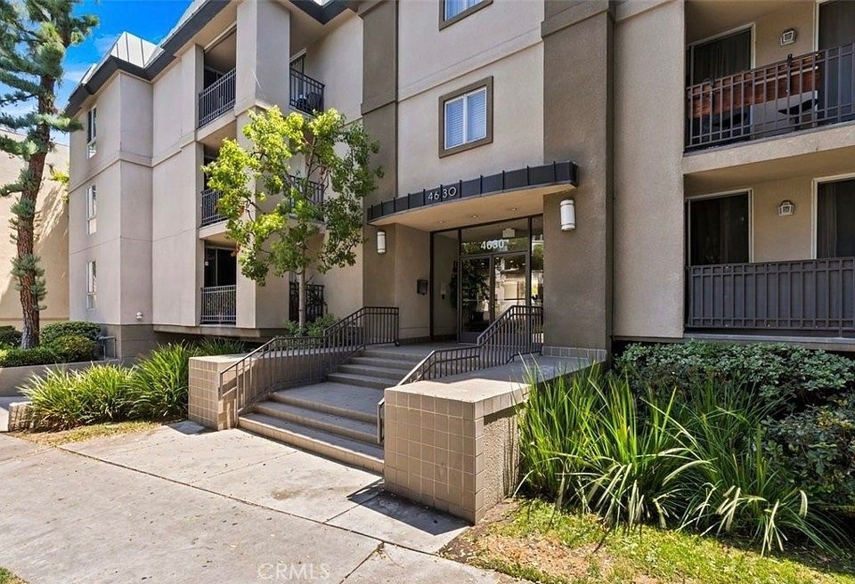 4630 Willis 305 — photo
