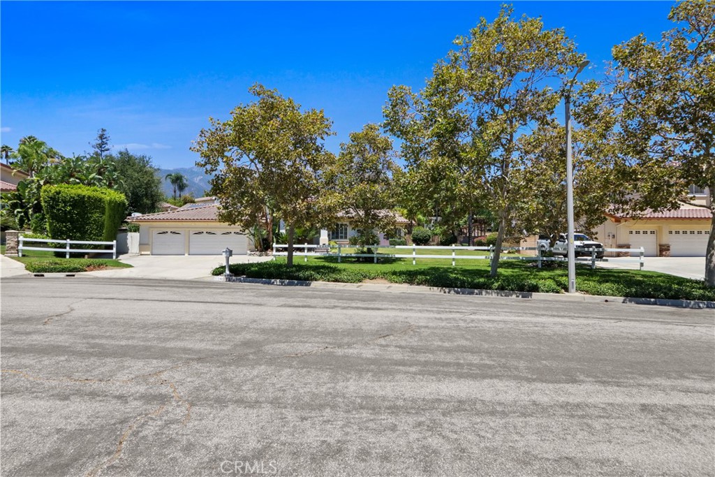 11140 Trails End Court — photo