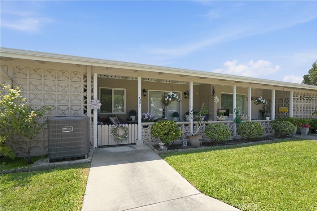 1371 Oakmont Road 150K — photo