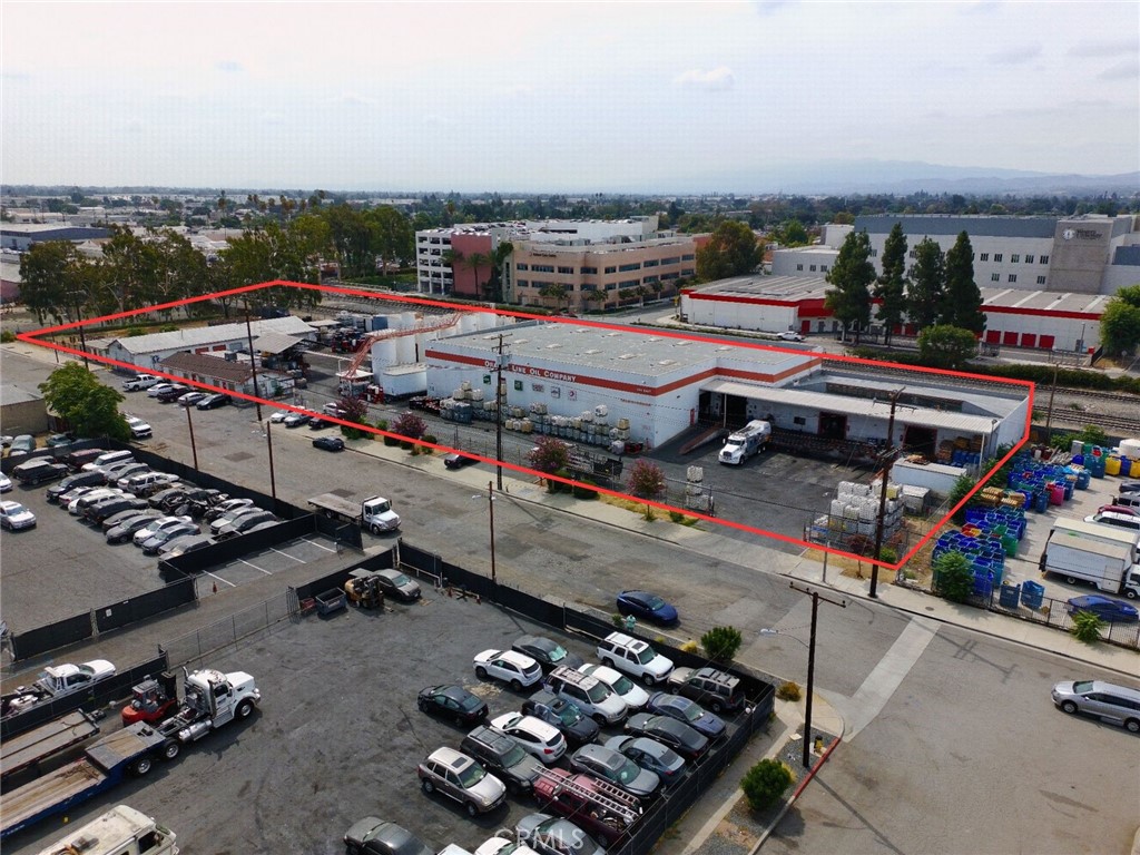 404 480 E Commercial Street — photo