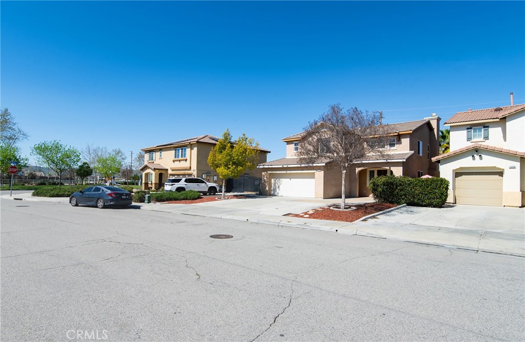1271 Pardee Street — photo