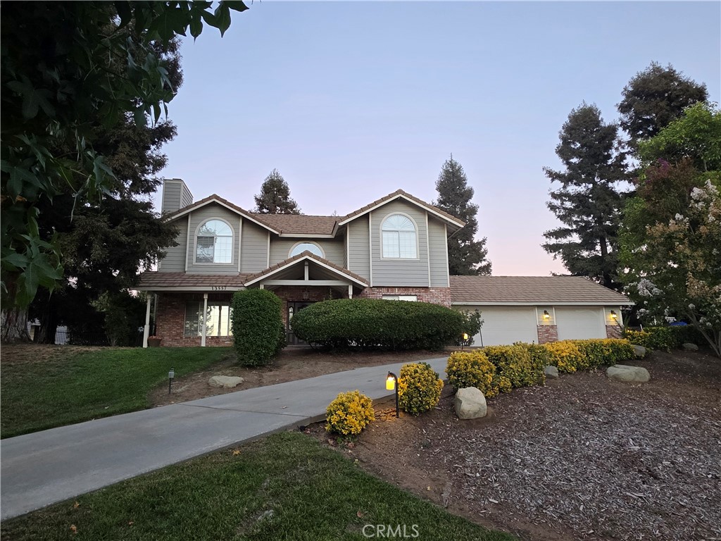 13557 Pineridge Court — photo
