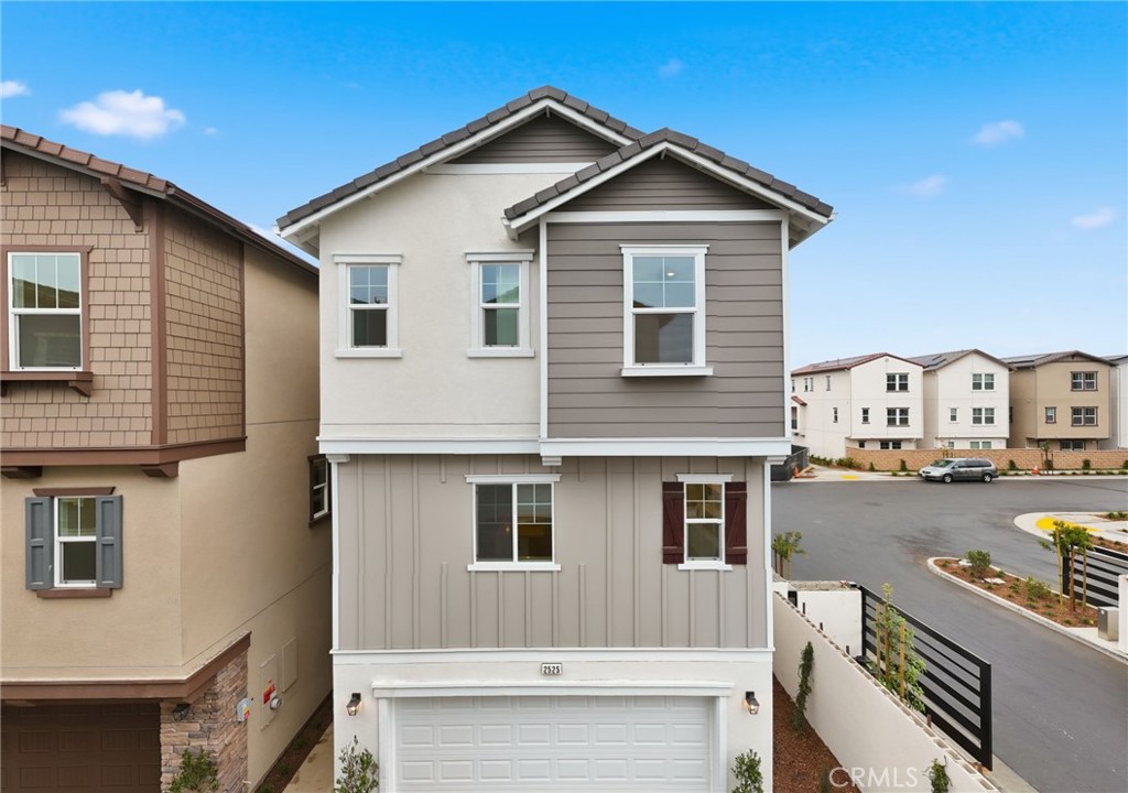 2520 Reel Street — photo