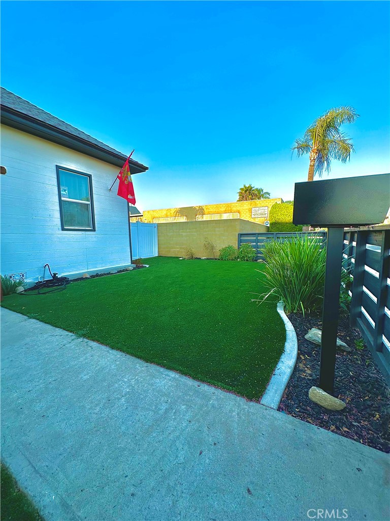 217 E Stuart, Redlands, CA 92374 — photo 3