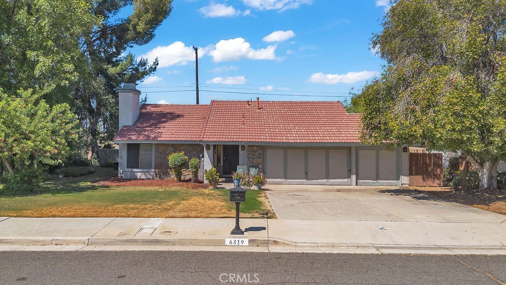 6319 Westview — photo