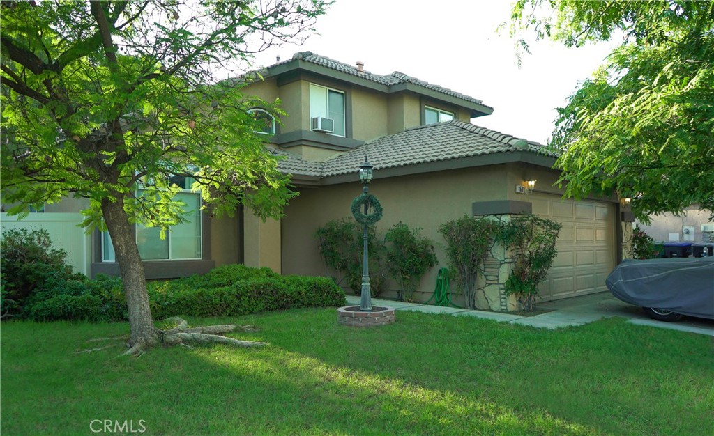 8601 Merrick Street — photo