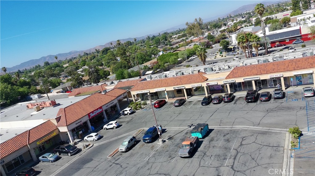 1981 E Florida Avenue, Hemet, CA 92544 — photo 2