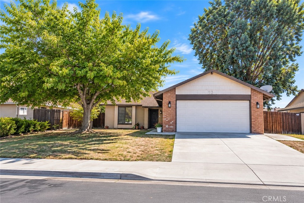 14878 Silvertree — photo