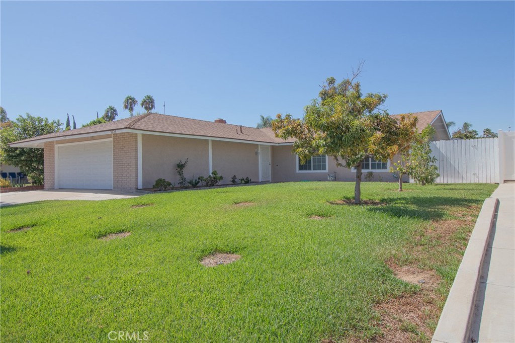 9229 Delano Drive — photo