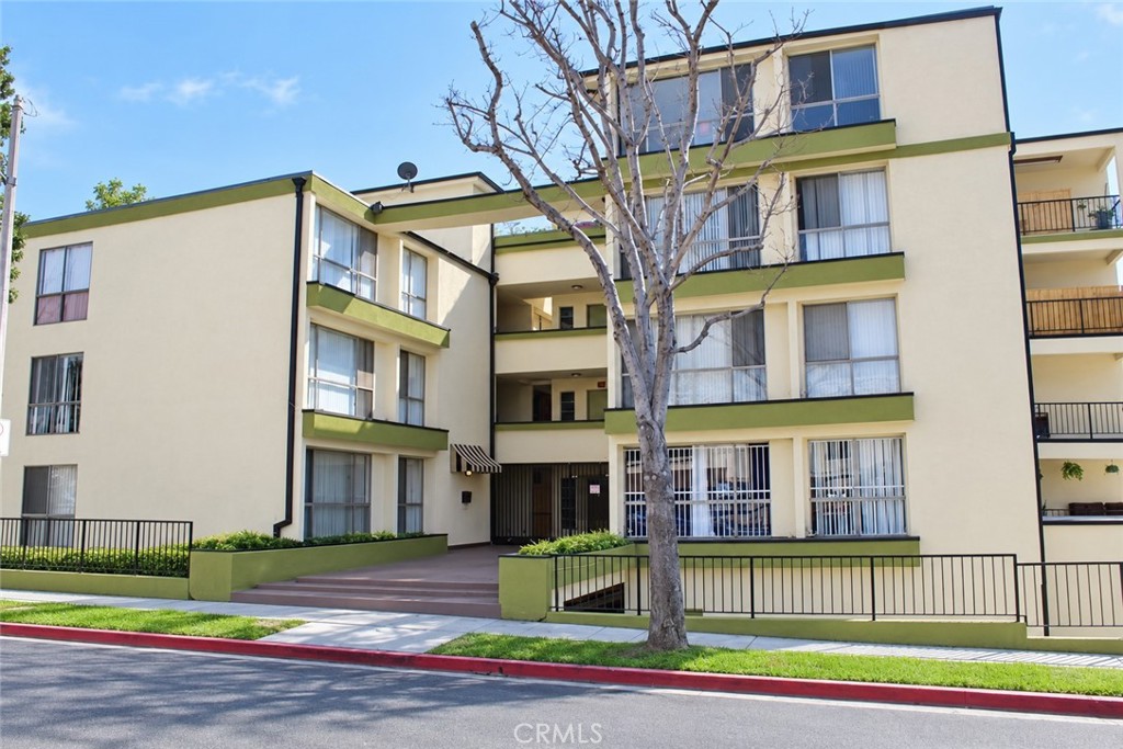 500 Evergreen 307 — photo