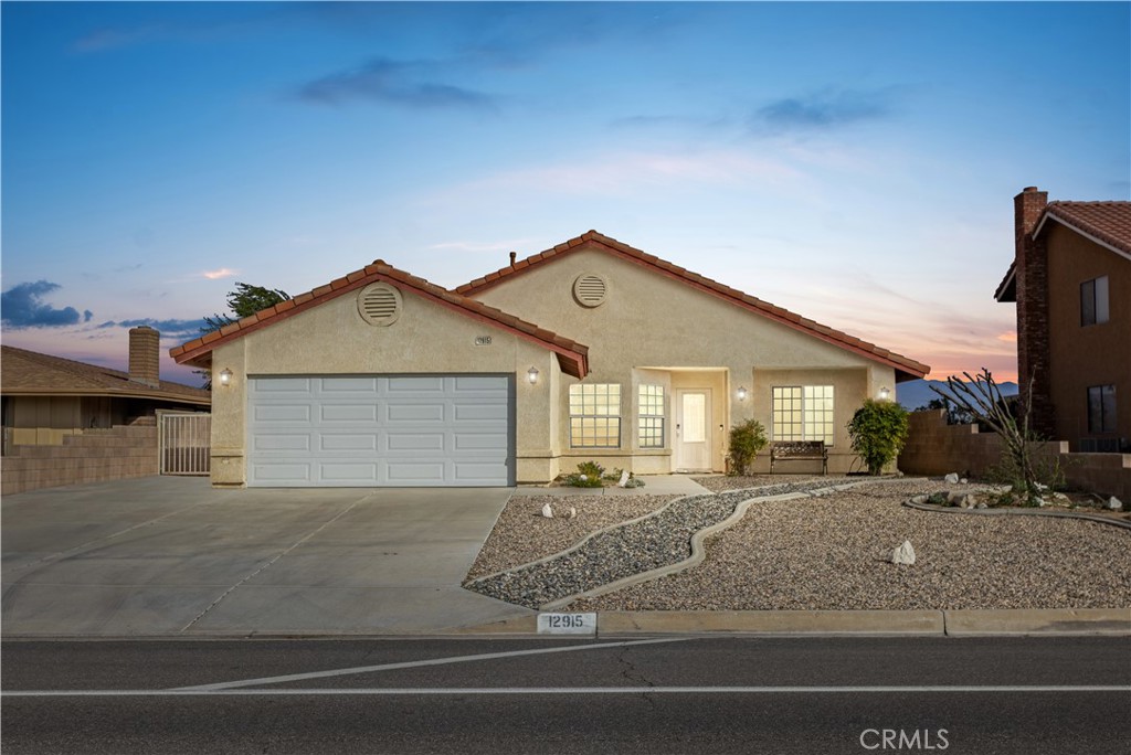 12915 Riverview — photo