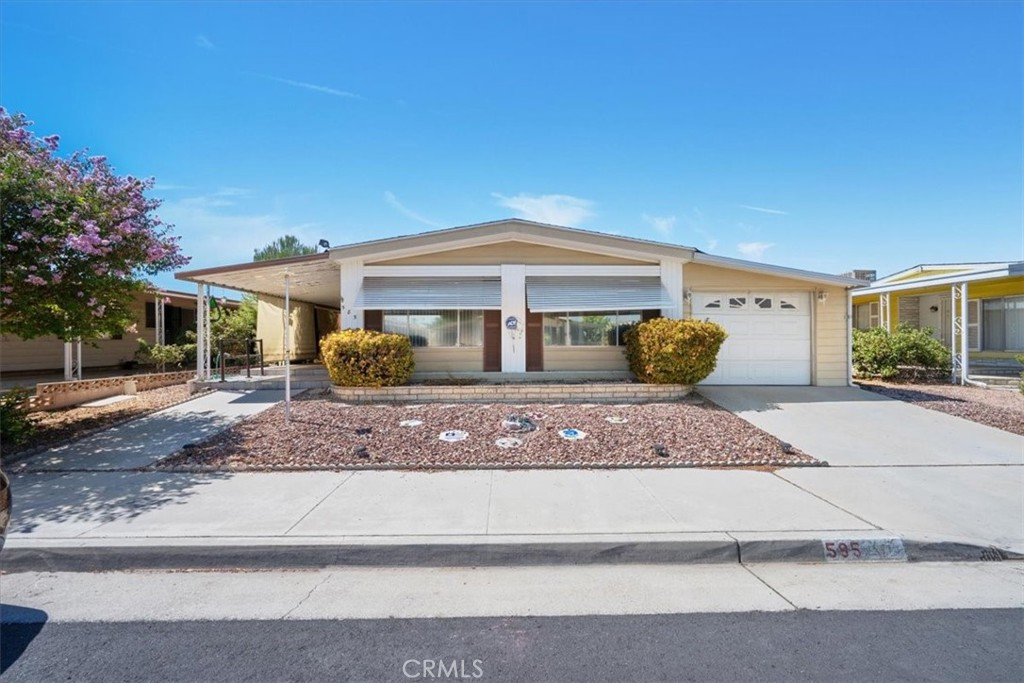 585 Palos Drive — photo
