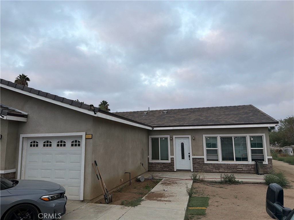 20713 Clark Street — photo