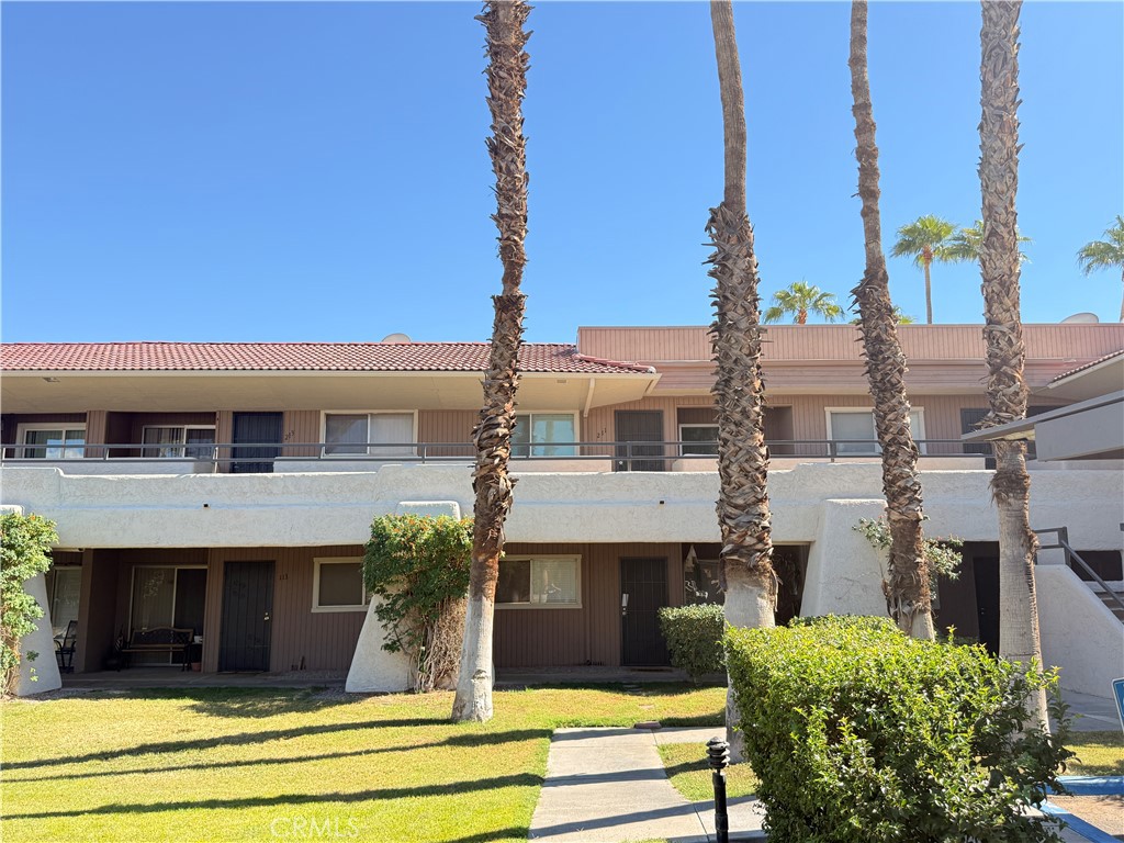 470 N Villa Court Unit 213 — photo