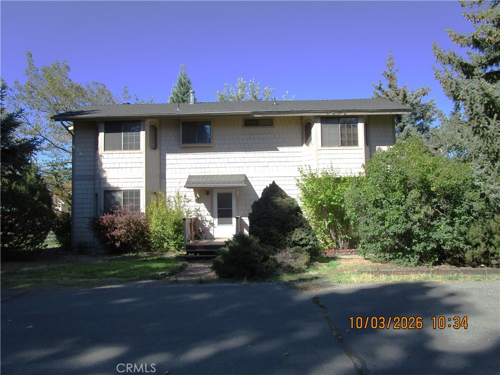 1102 W Fairway — photo