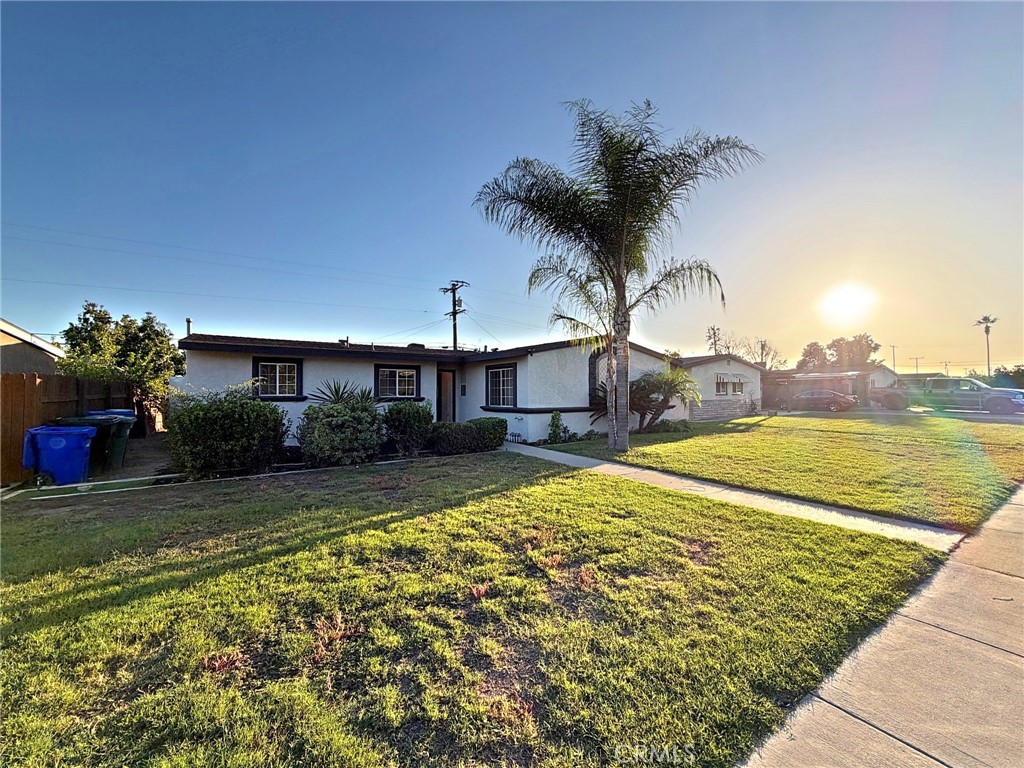 1346 E El Morado Court — photo