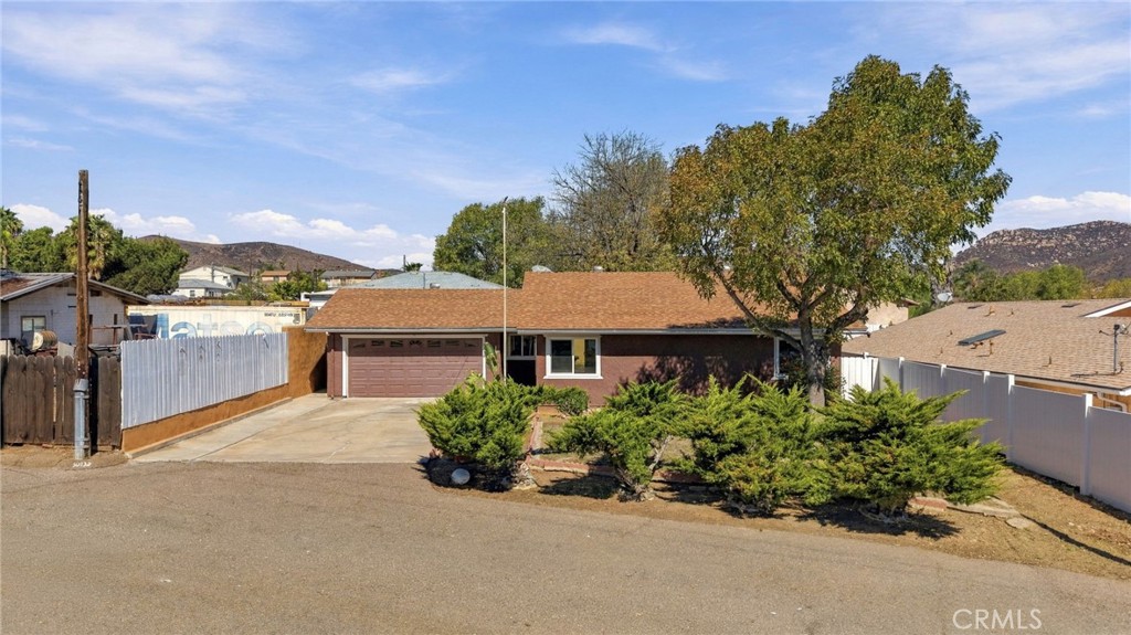 10132 Conejo — photo