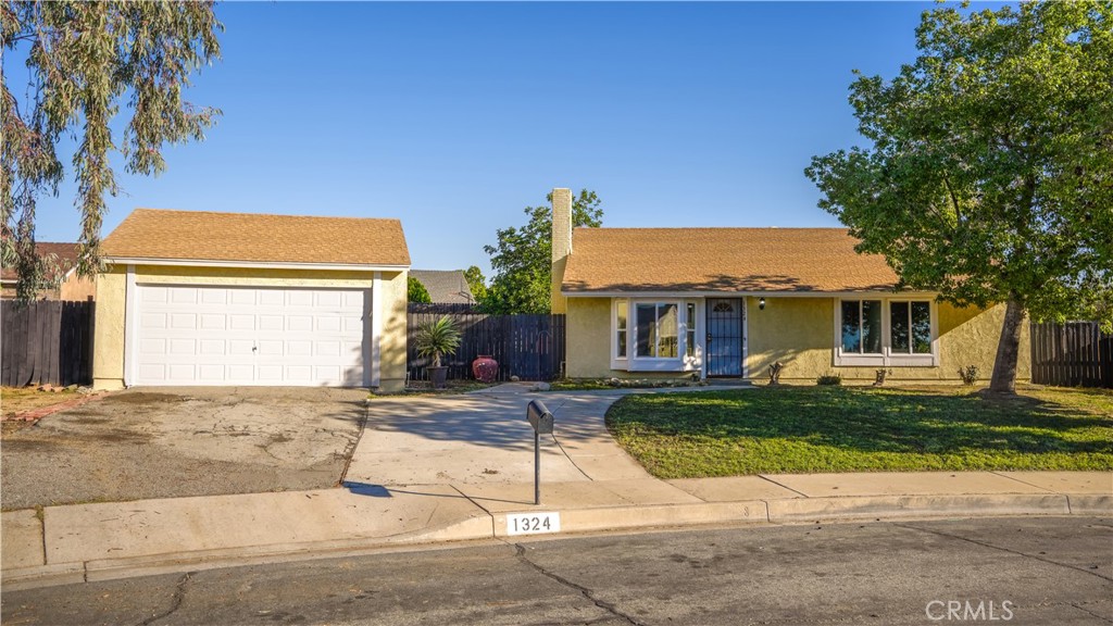 1324 W Morgan — photo