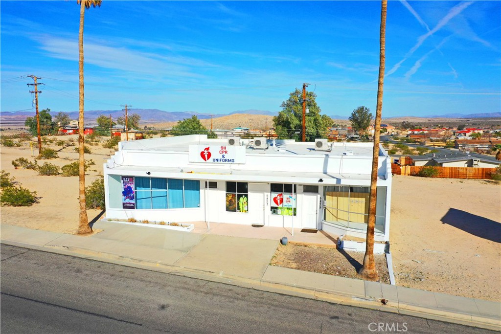 5823 Adobe Road — photo
