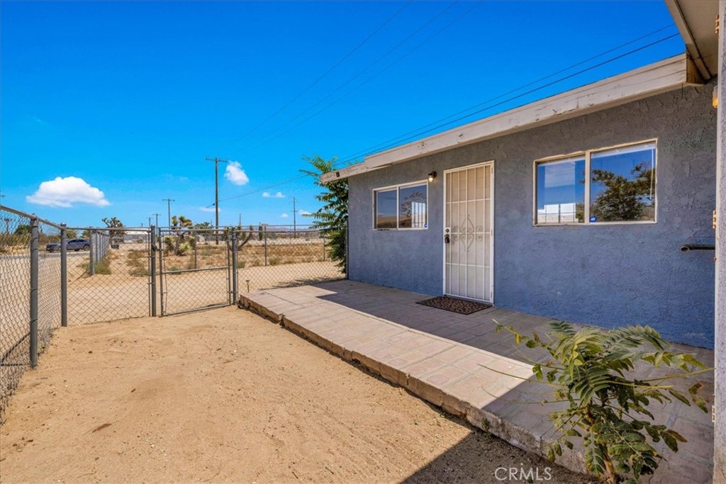 58810 29 Palms Highway — photo