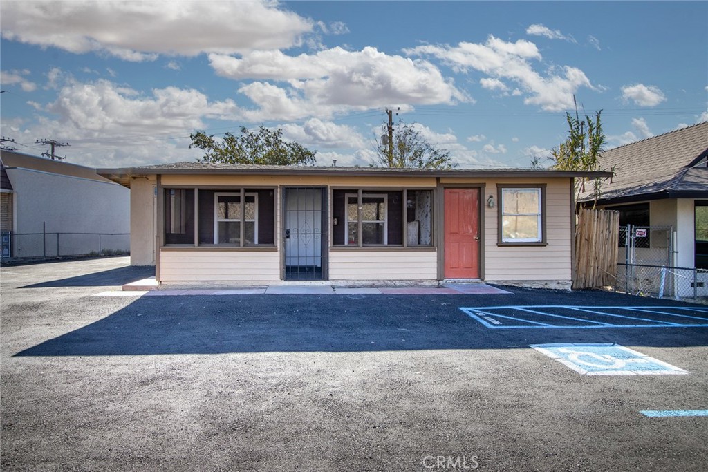 55267 Twentynine Palms — photo