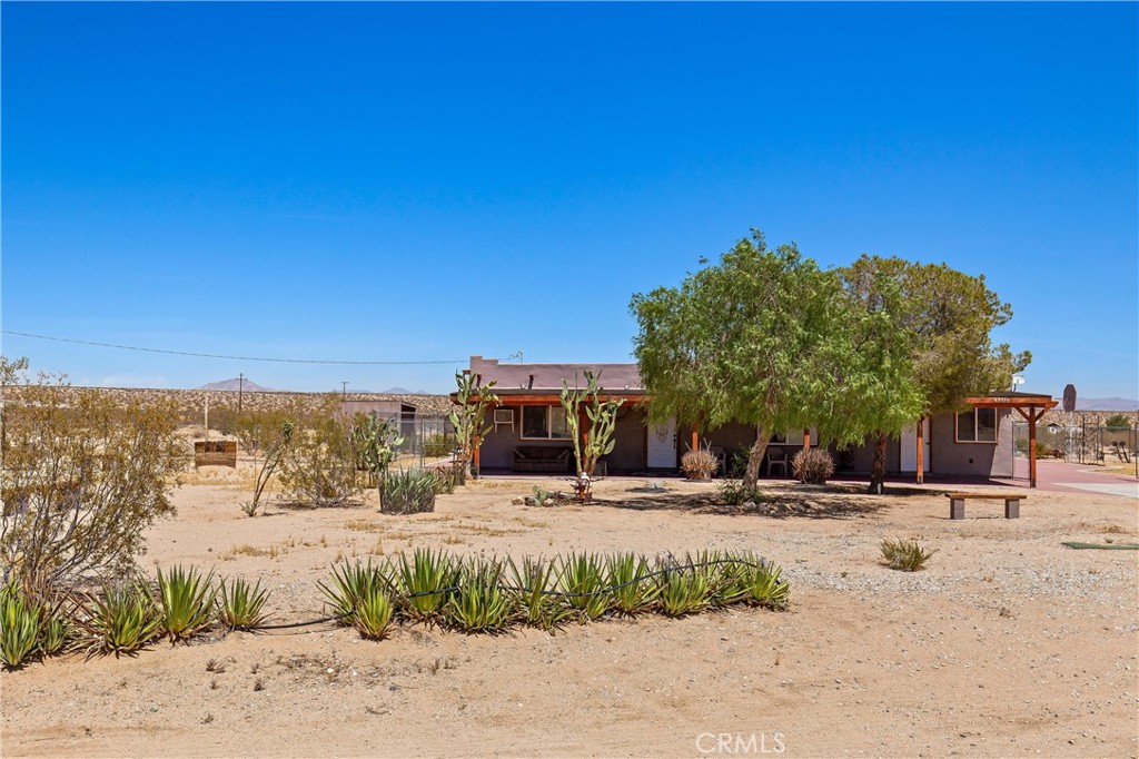 65330 Sand Trail — photo