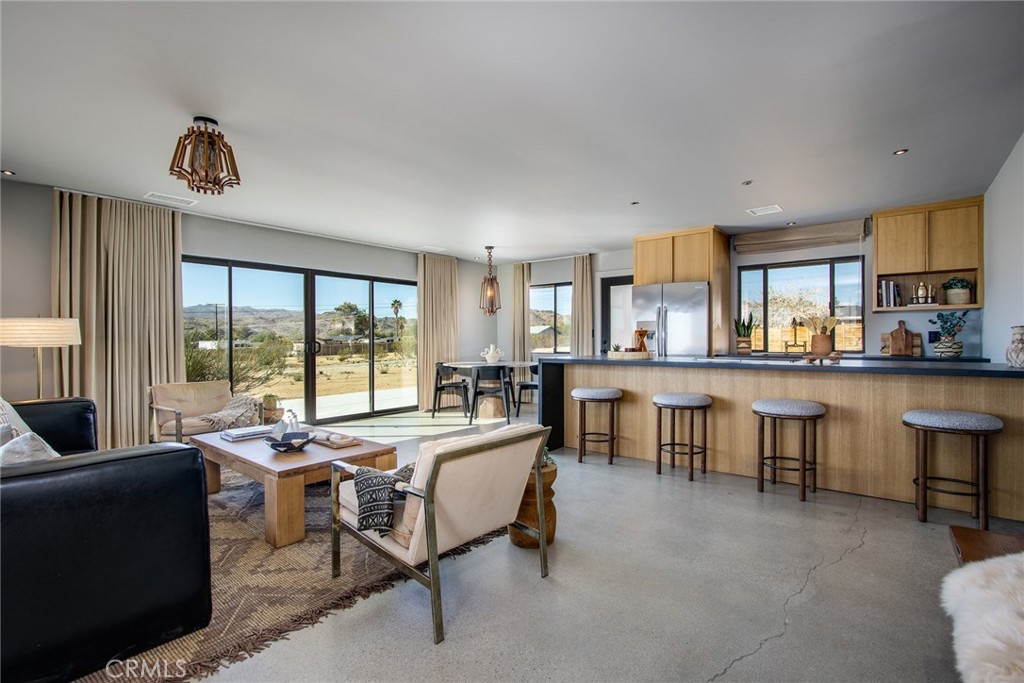 4638 Avenida La Mirada — photo