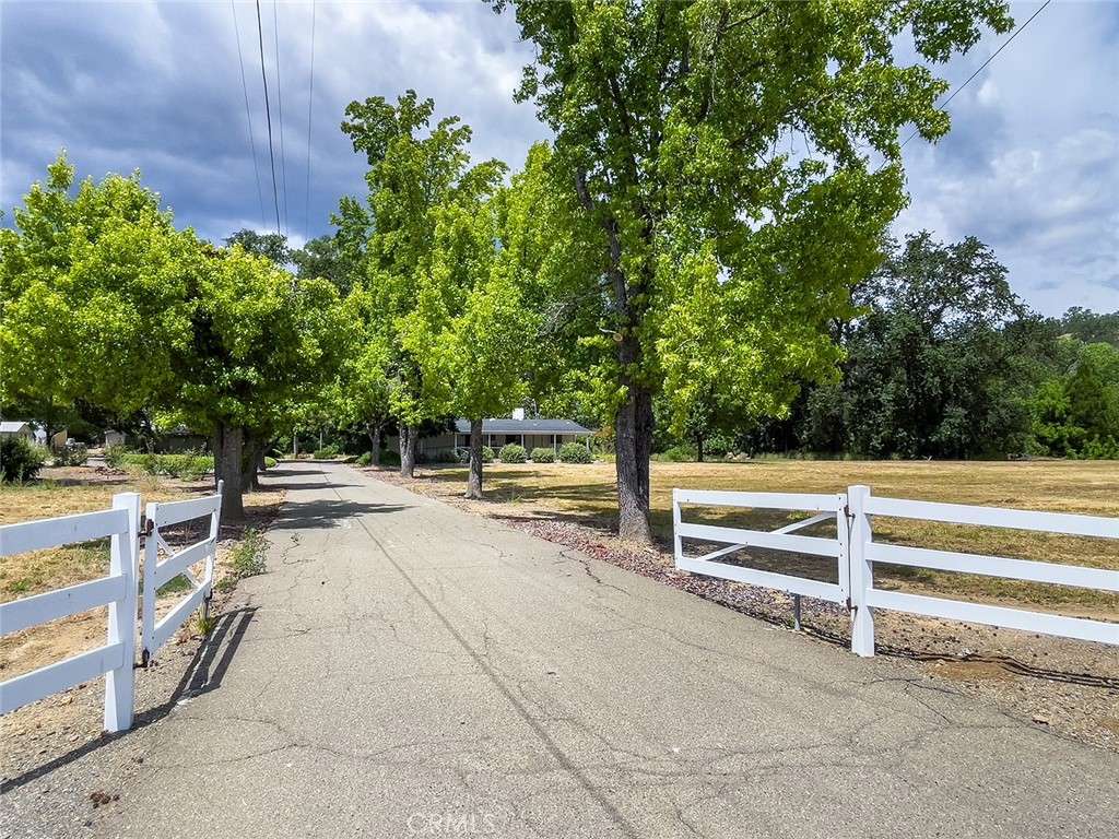 11997 Riata Road, Lower Lake, CA 95457 — photo 2