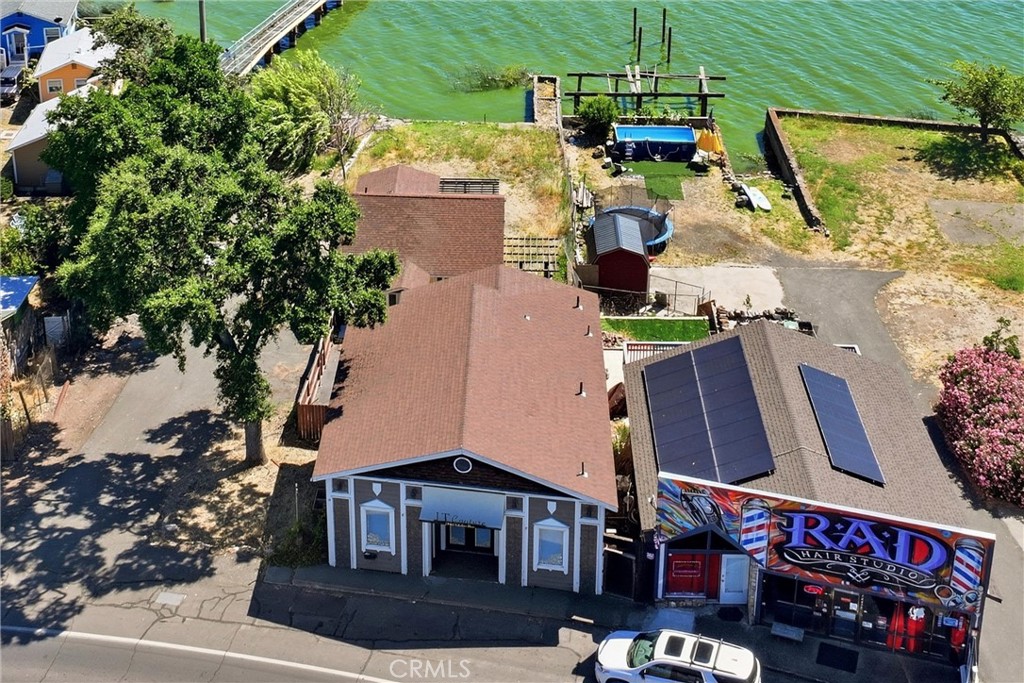 14465 Lakeshore — photo