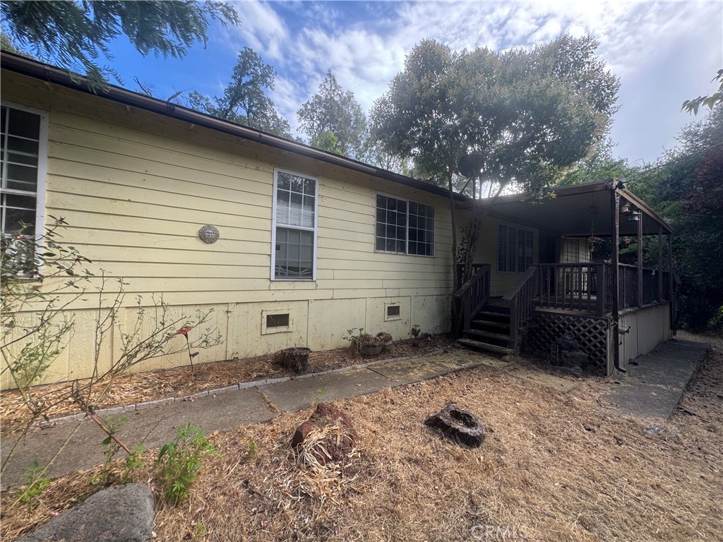 6844 Floyd Way — photo