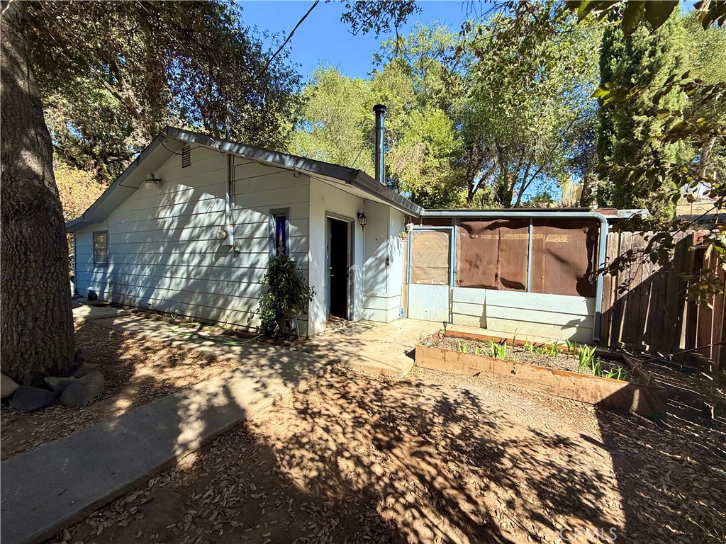 3096 Lakeview Drive — photo