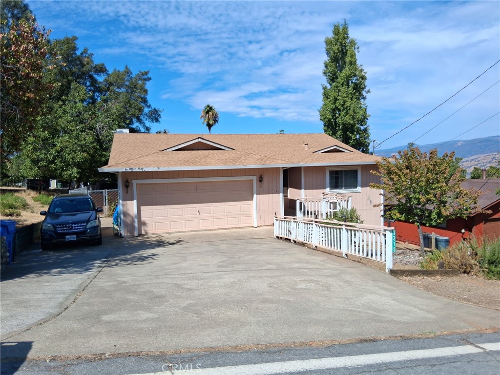 3215 Marina View Dr — photo