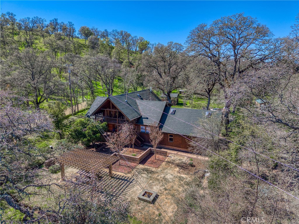 1001 Louis Way — photo