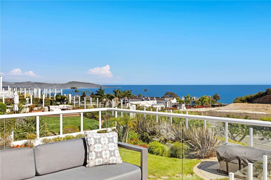 75 Palm Beach Court — photo