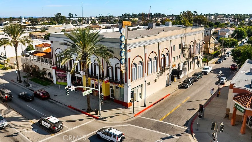917 W Whittier — photo