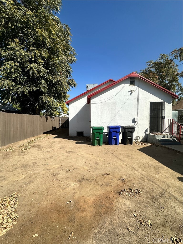 111 E Moneta, Bakersfield, CA 93308 — photo 3