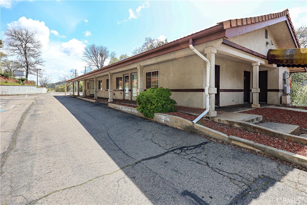 5320 State Highway 49 N — photo