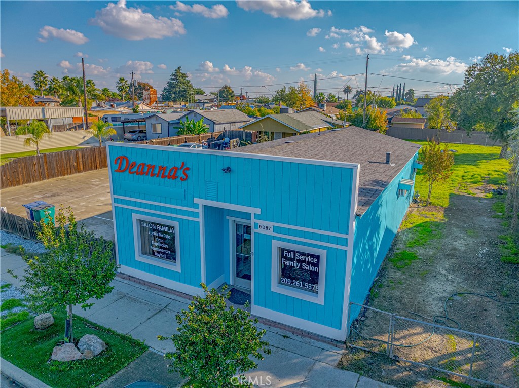 9387 Broadway Street E — photo