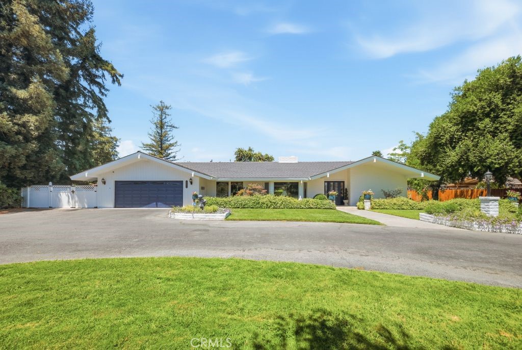 2653 E North Bear Creek — photo