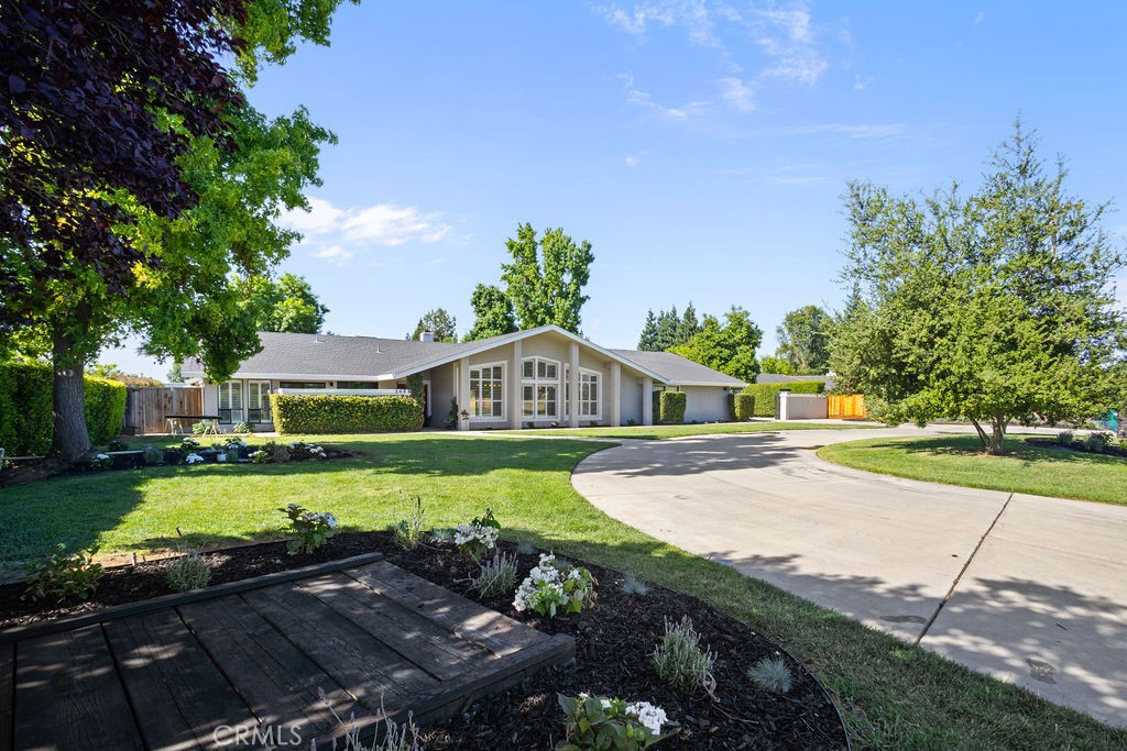 2698 E South Bear Creek — photo