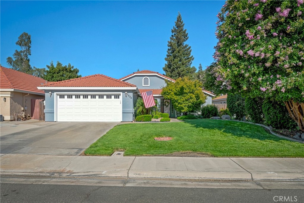 1420 Fairway — photo