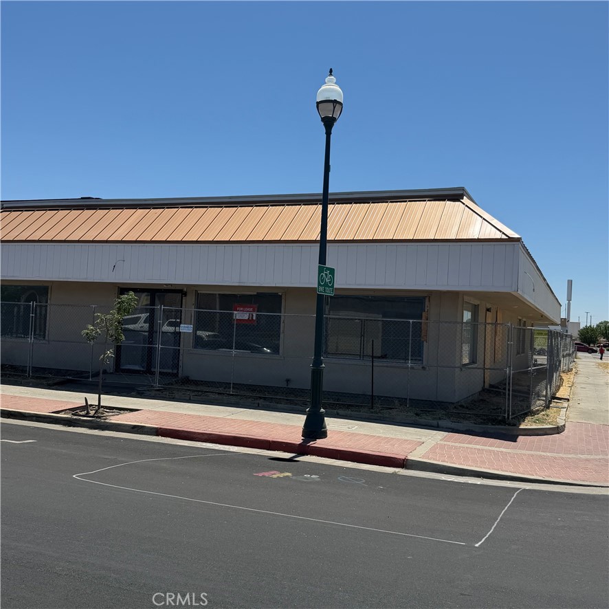 962 W Main, Merced, CA 95340 — photo 3