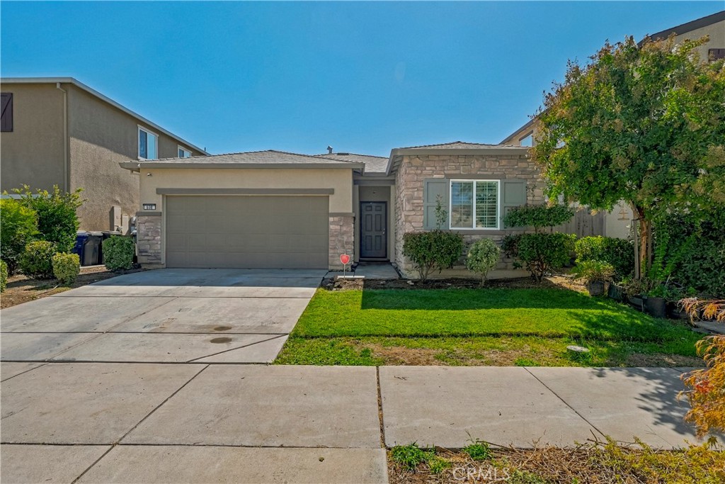 638 Phelps Drive — photo
