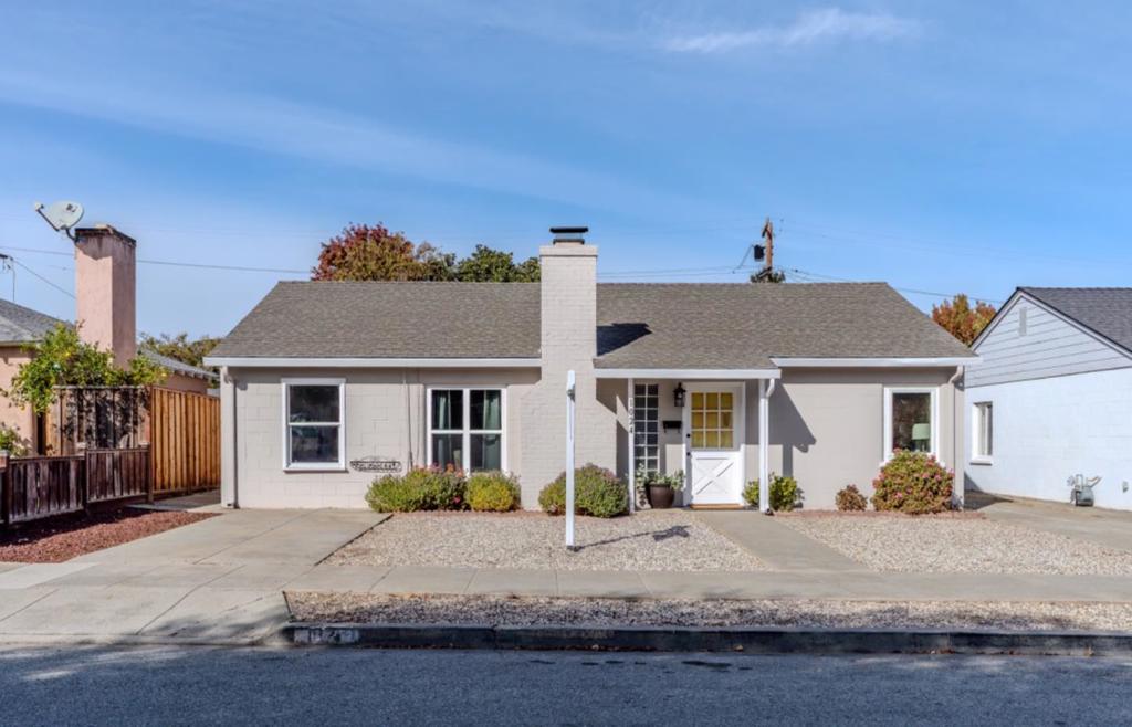 1024 Springfield Drive — photo